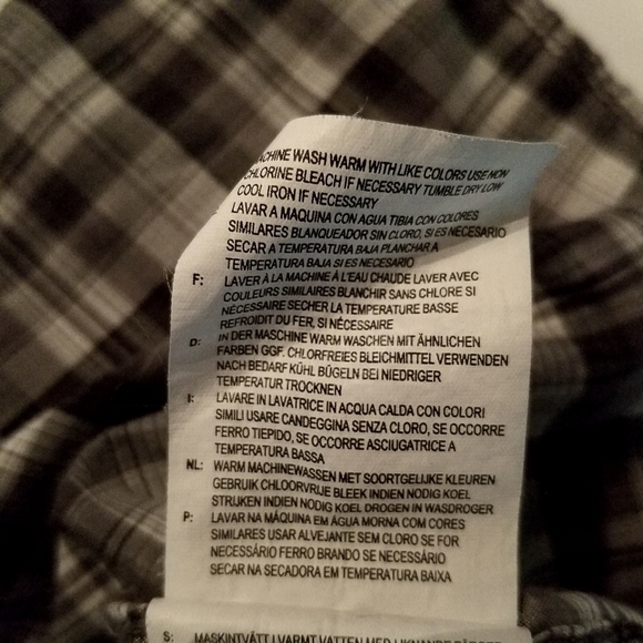 Van's Short Sleeve Plaid Snap Button Down Shirt - Picture 7 of 10